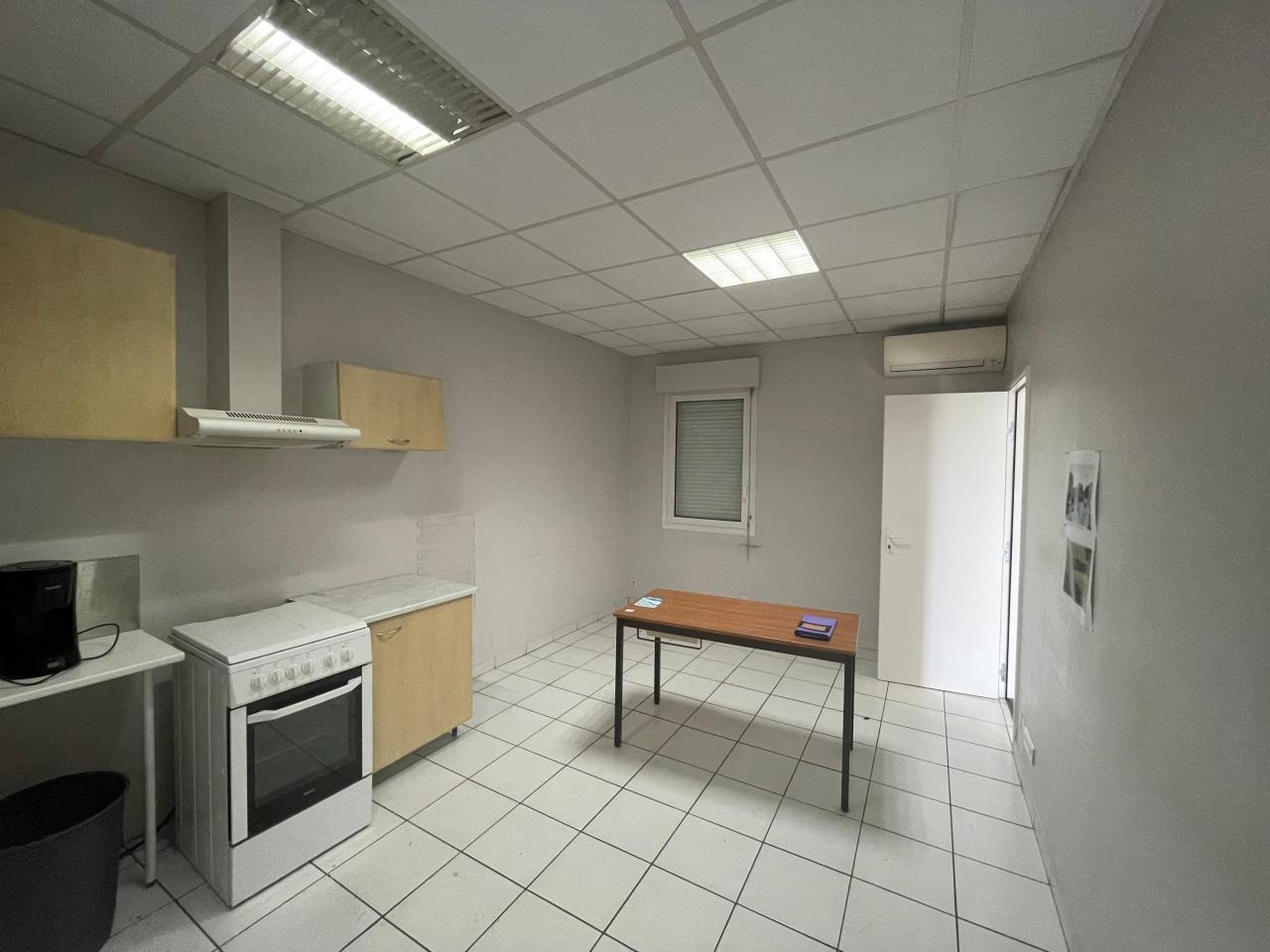 Bureau Aucamville 110m² Vente bureau Aucamville Haute-Garonne OVBUR2534276 8
